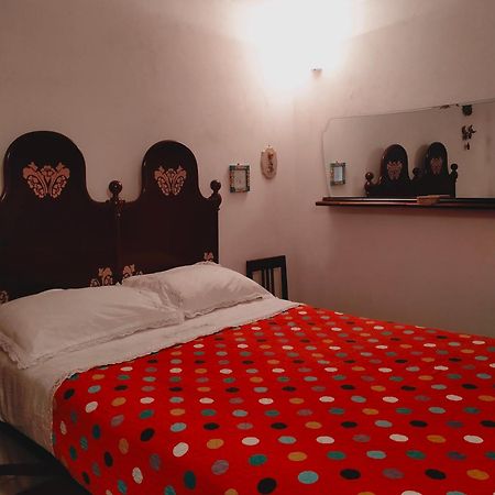 La Casetta Rosa Rocchetta di Vara Dış mekan fotoğraf